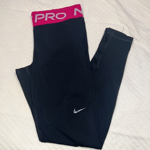 Nike pro dri-fit leggings & shorts (sold separately) - Picture 8 of 16